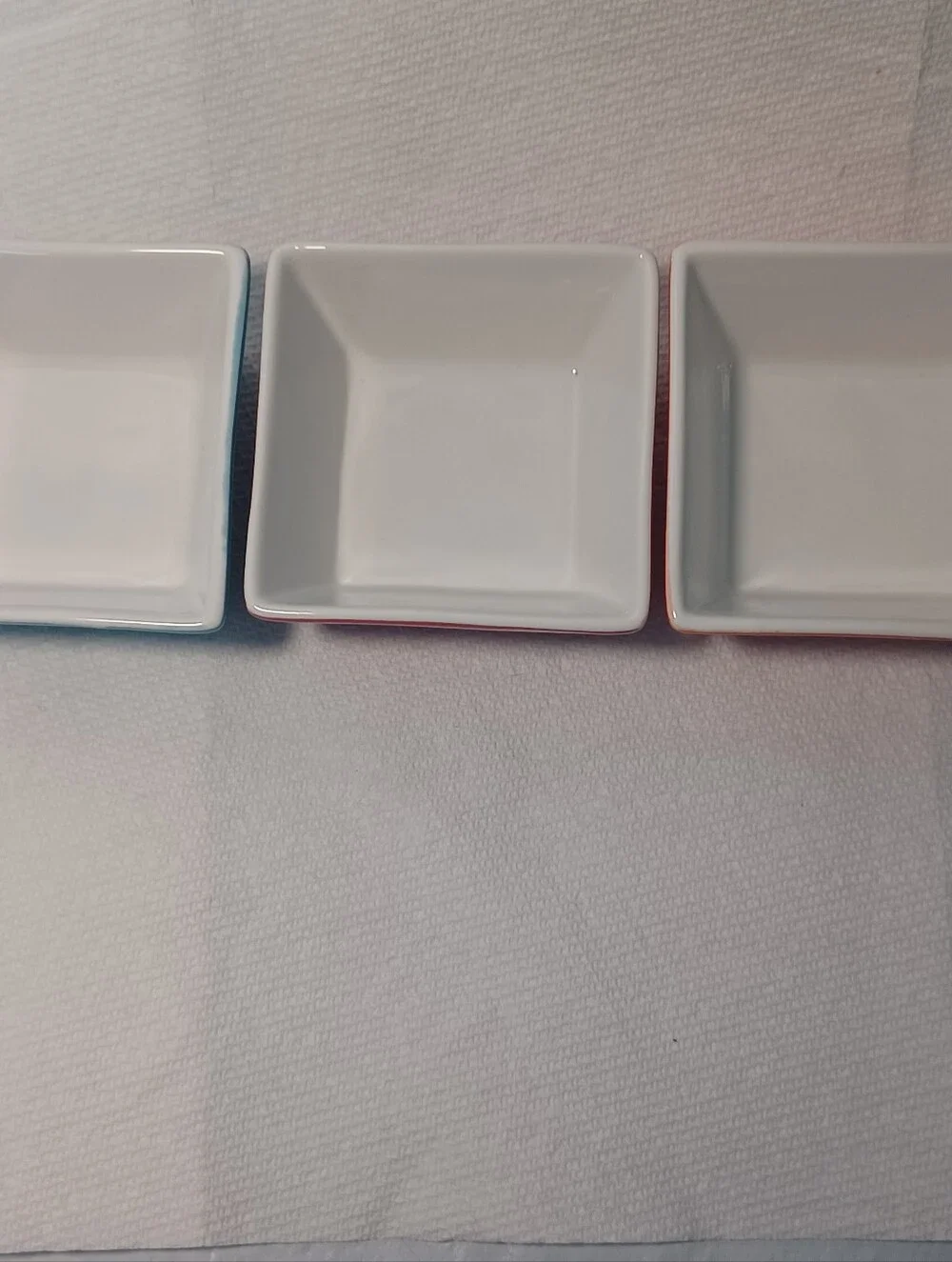 Crate & Barrel Trio of Sauce Dishes / Dip Bowls 3